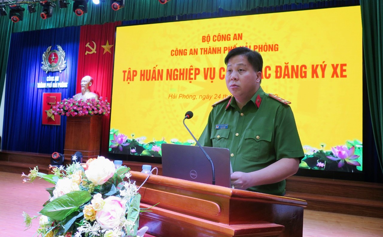 Tập huấn nghiệp vụ đăng ký, quản lý phương tiện giao thông cơ giới đường bộ cho 120 cán bộ chiến sỹ